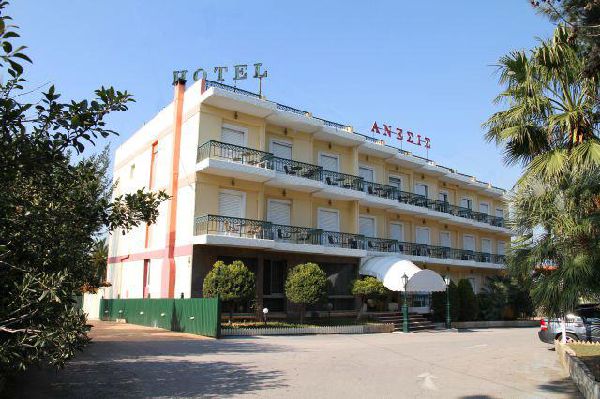 Εξωτερική πλευρά hotel anesi